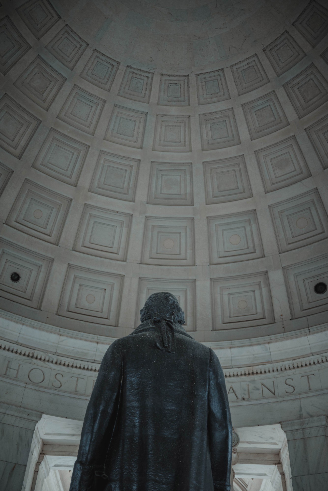 Jefferson van achteren in het Jefferson Memorial